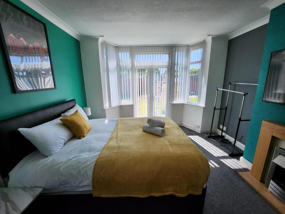 Solihull Shared House Acocks Green ภายนอก รูปภาพ
